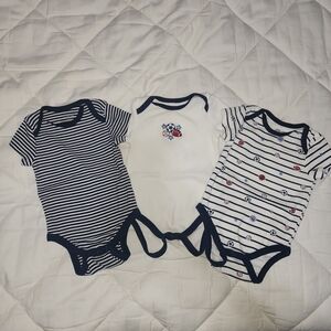 Baby boy Bodysuits